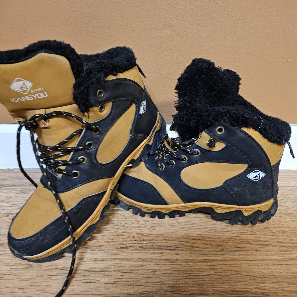 Kangyou Sport Black and Tan Winter Boots